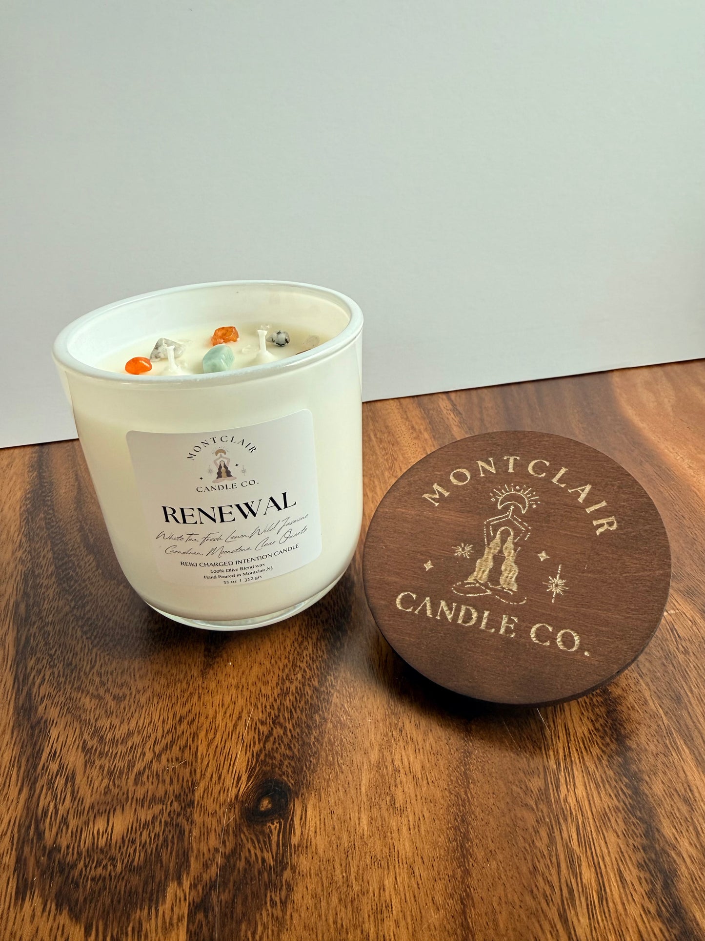 "Renewal" Crystal Intention Candle  | White Tea, Lemon, Fresh Scented | Olive Wax Blend| 11oz